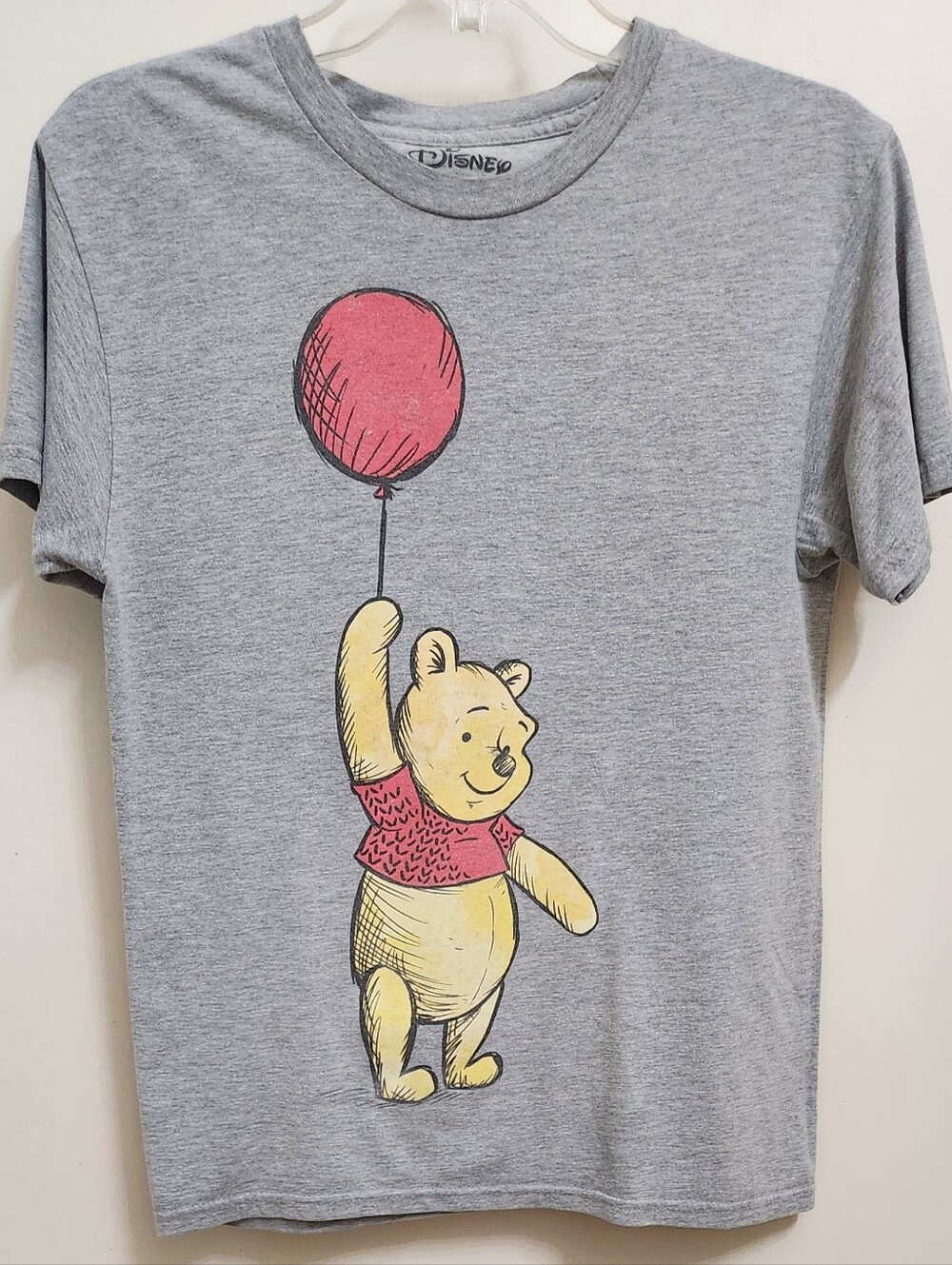 Disney Winnie the Pooh Red Balloon Logo Women's Grey Gray Sz S Small Top Shirt